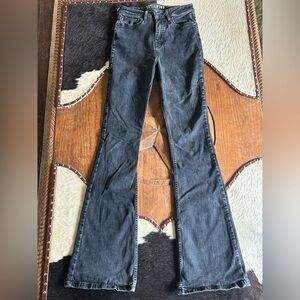 Idyllwind Women’s Jeans - 2/34